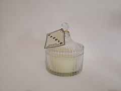 Large decor glass scented candle with decor lid, printed hang card