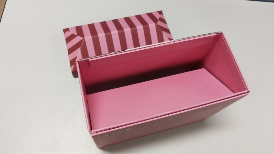 Beautiful design customized rigid paper folding box cardboard base and lid packaging box