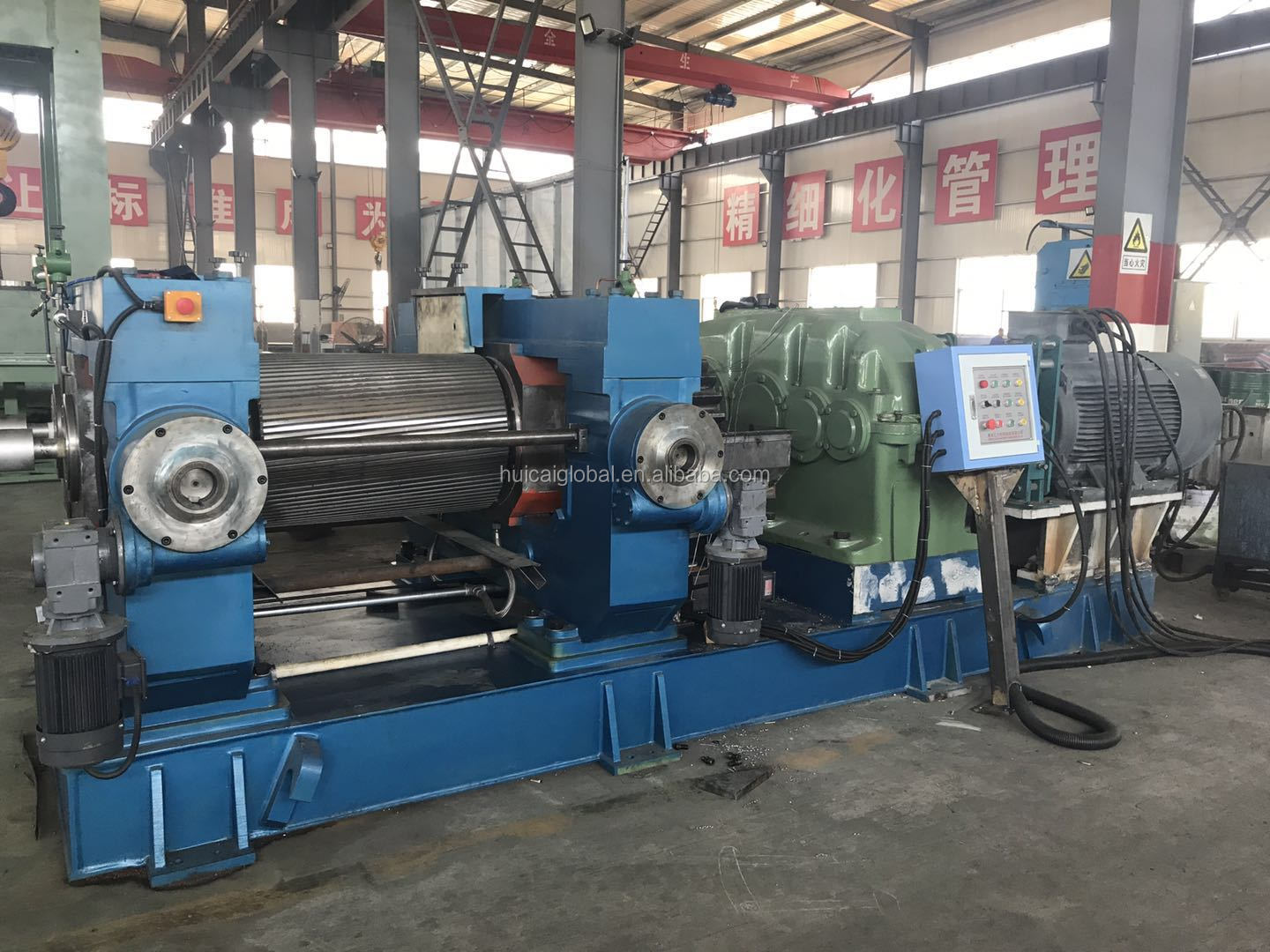 560mm Working Diameter Rubber Crusher for Waste Tire Recycling in Manufacturing Plant