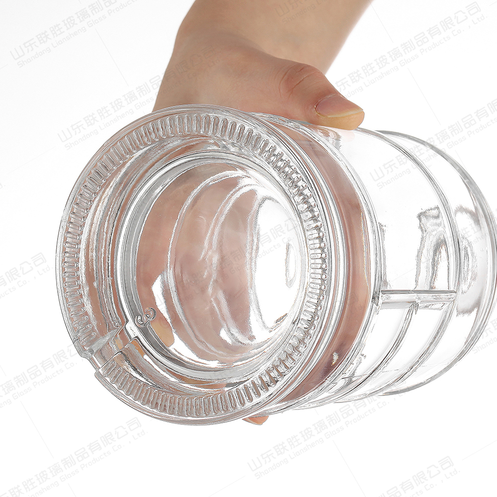 Healthy Lead-free Glass 700ml Whisky Vodka Spirit Glass Bottle for Wine Presentation