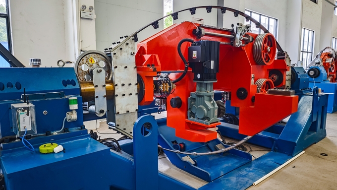 Fast Speed Bow Stranding Machine With ISMG Motors 40-350mm Stranding Pitch Range 15mm Outer Diameter