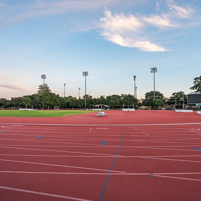 Corrosion Resistance All Weather Track Surface Anti Slip Sports Venues