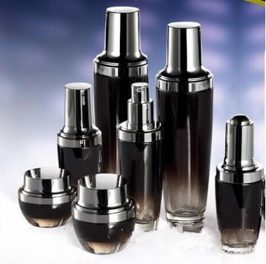 Off-the-shelf preferred creative cosmetics special small black glass bottle 15g