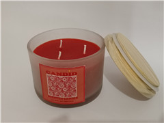 Home scented candle with Sugar Strawberry fragrance &decorative wooden lid and printed label
