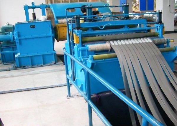 Width 1000-1800mm Steel Coil Slitting Machine