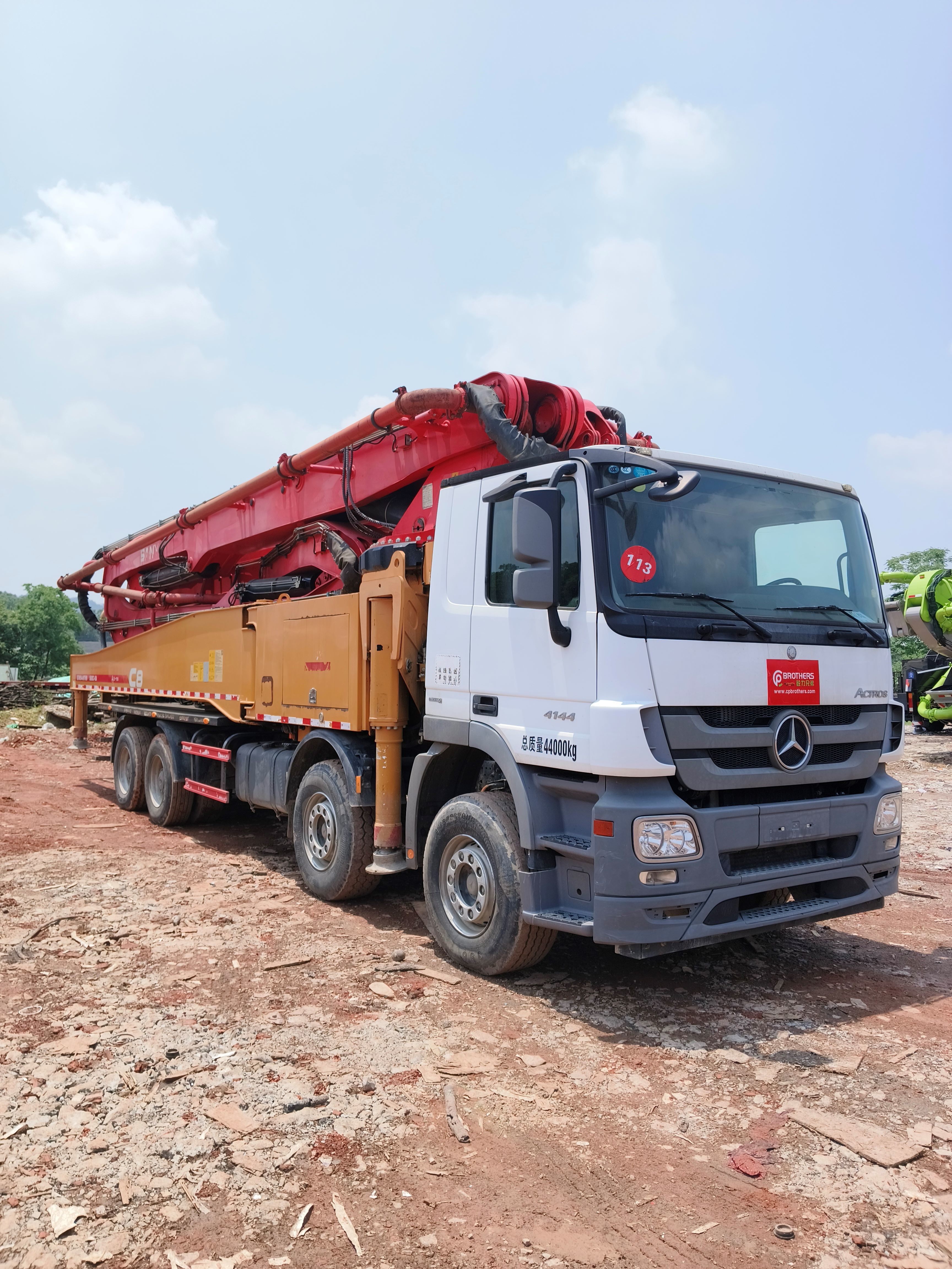 2019 SANY 56m Used Concrete Pump on Mercedes Benz in Stock with New Condition Good Price