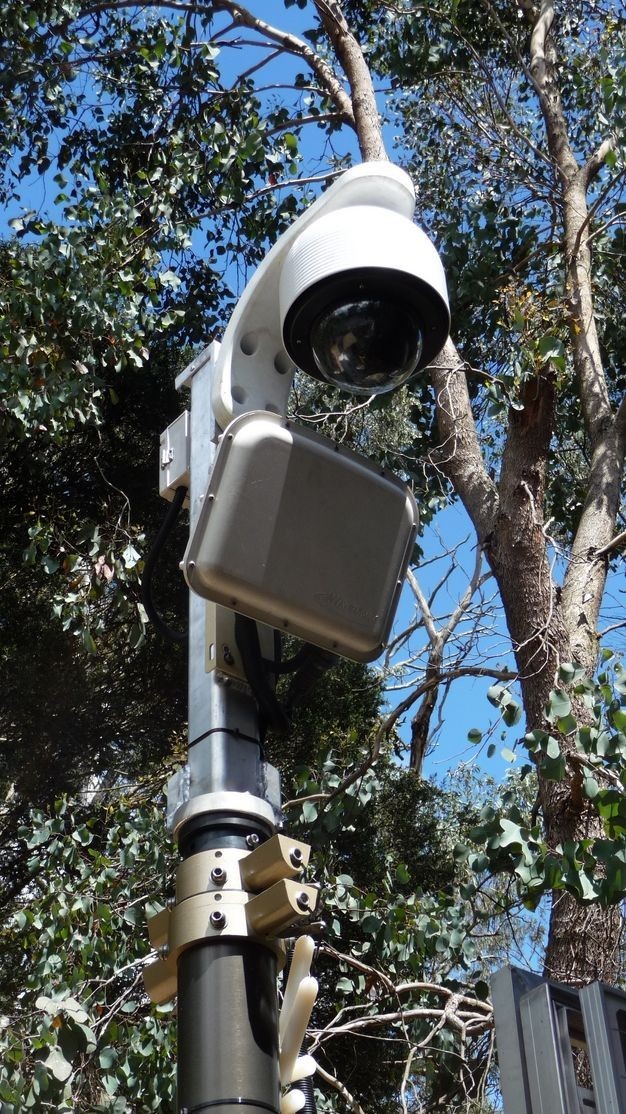 4.5m lockable telescoping pneumatic CCTV mast for mobile security services