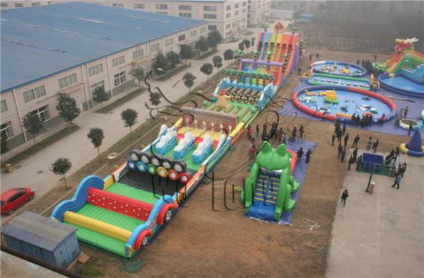 long exciting Inflatable obstacle course for adults