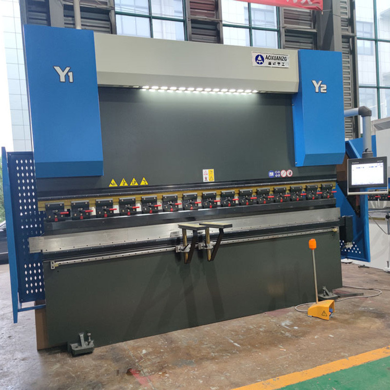 330mm 1600kn Hydraulic CNC Press Brake DA58T Industrial Pipe Bending Machine