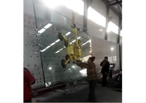 Quality 400 KGS Double Glazing Equipment Insulating Glass Vacuum Loading Lifting Machine wholesale