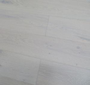 Quality white brushed European Oak multi layers engineered wood flooring wholesale