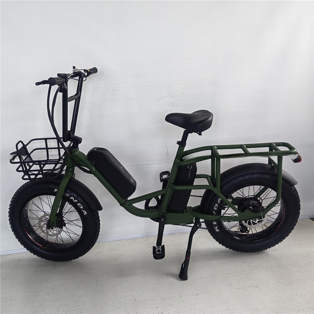 Long Distance Delivery Electric Cargo Bike with Dual Lithium Batteries and Disc Brake