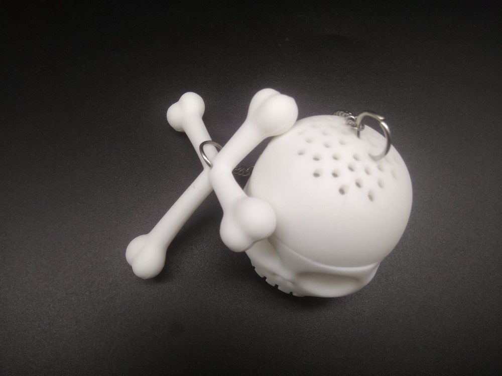 custom wholesale high quality silicone Skull Tea Infuser