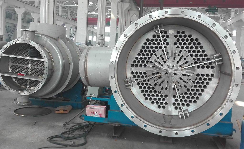 Spiral Tube Helical Coil Type Heat Exchanger / Industrial Condenser 380V