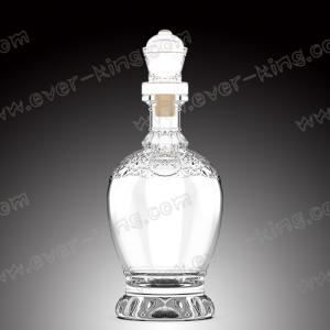 Quality Heavy Base Luxury 1500g 1 Liter Glass Liquor Bottles wholesale