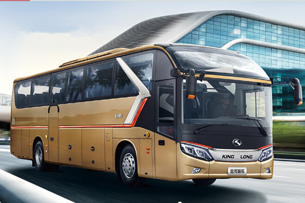 Displacement 9726mL Manual Transmission Type 24-56 Seats Used Bus Sale Luxury Coaches Bus for Tour