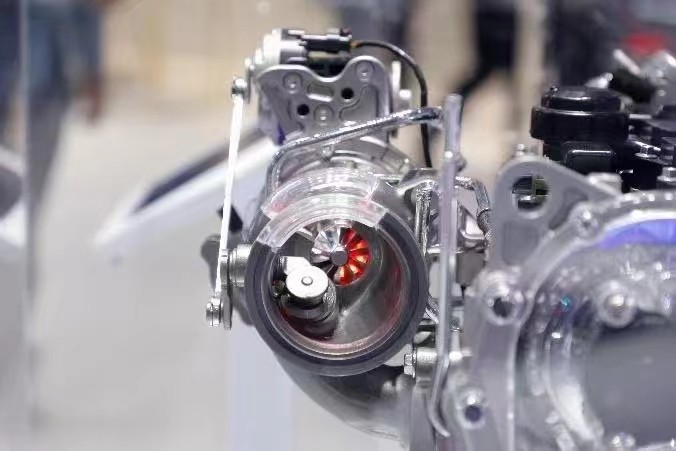 Turbo HX82 Turbocharger 3594195 3592880 3594196 3596366 3596367 3592882 5323943 For Cummins Engine QSX15 ISX