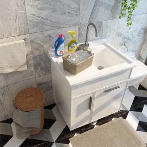 Quality OEM ODM Bathroom Vanity Cabinets Modern Counter Wash Basin wholesale