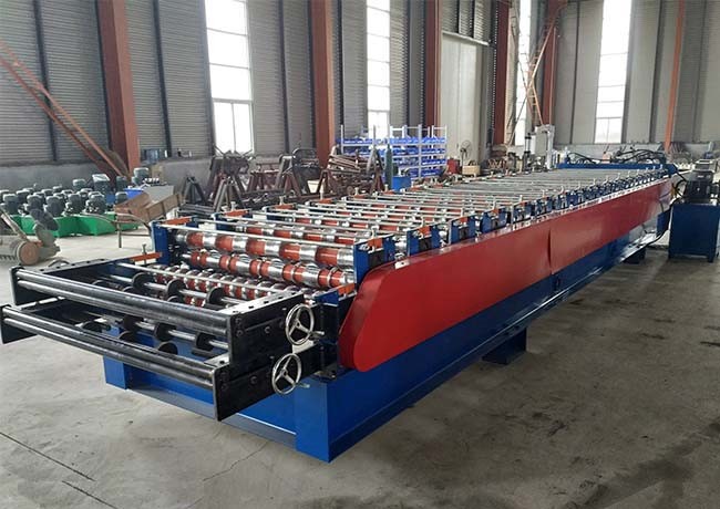 Wall Sheet Portable Metal Roof Roll Forming Machine Material Expand Width 1250mm
