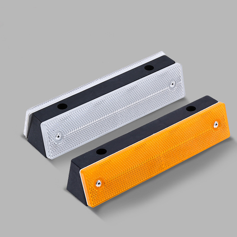 Highway Guardrail Delineators High Reflective Guardrail Reflector for Traffic Safety