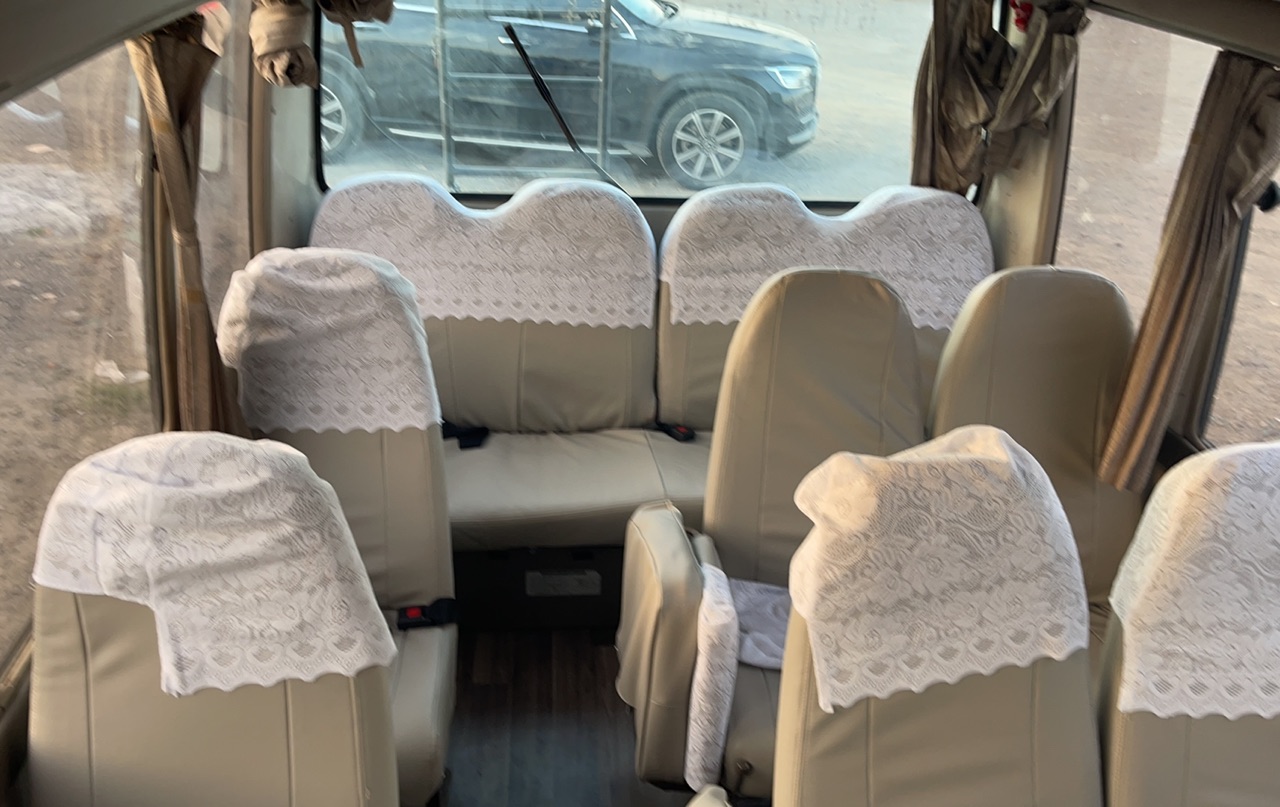 Used Diesel 30 Seater Toyota Coaster Bus Good Condition LHD 7.00R16 Tire G.V.W 5900 kg