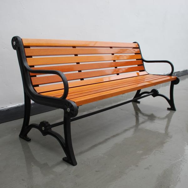 1800mm Solid Timber Outdoor Bench Seat , Traditional Wooden Bench With Steel