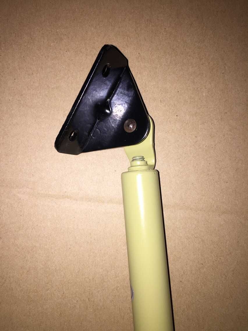 Steel Yellow Industrial Spring Lift Gas Springs Gas Sturts Customized
