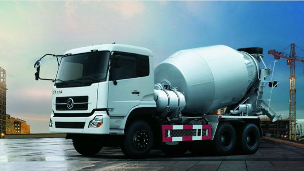 Cummins Z15NS6B660 Engine Dongfeng Euro6 40 Tons Tractor Truck for High Repurchase
