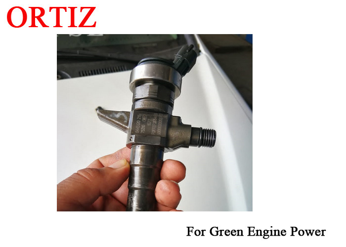 0445120216 High Speed Steel Common Rail Diesel Injector For ISUZU