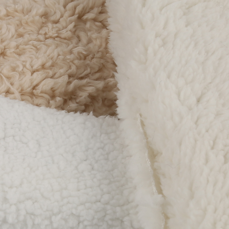 Stitch-Bonded Nonwoven Technics 100% Polyester Knitted Warm Soft White Color Sherpa Fleece Lining Fabric