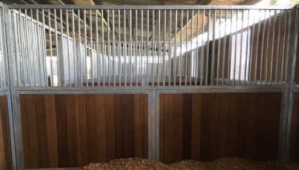 3m 3.6m 3.8m 4m Horse Stable Partitions / Prefab Horse Stalls With Bamboo Infill