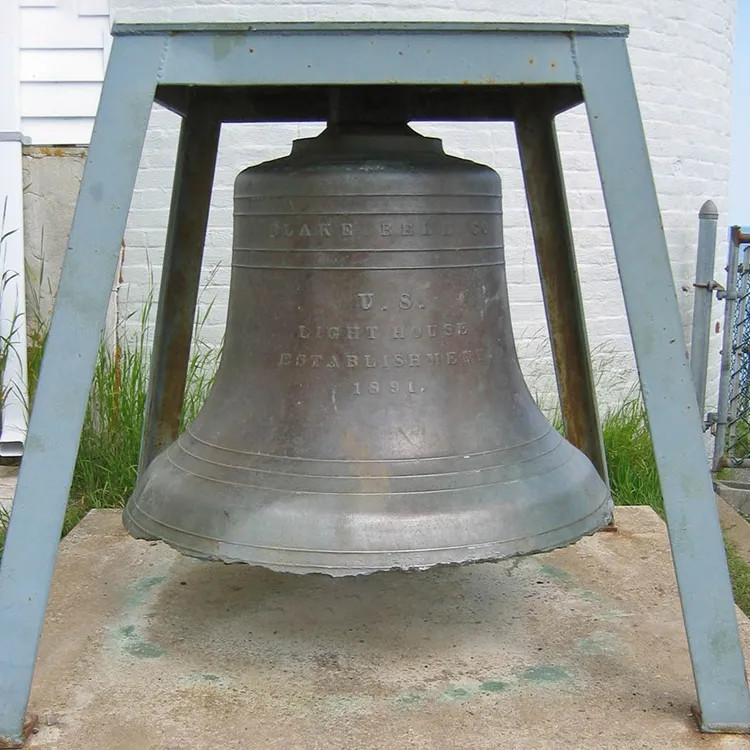 WONDERS Cast Bronze Bells Brown Color For Outdoor Garden Decoration