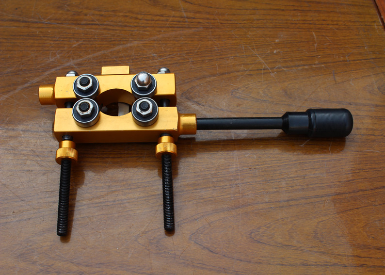 Wire Stripper for High Voltage Cable Insulation Layer