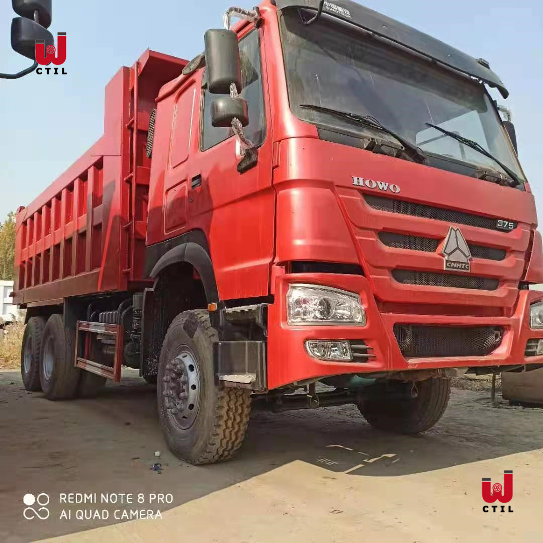 Used dump truck