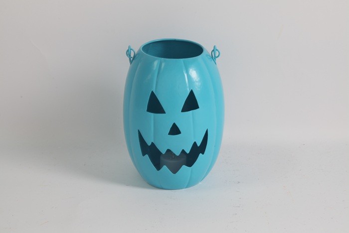 Metal Halloween Ornaments With Jack-O -Lantern Design