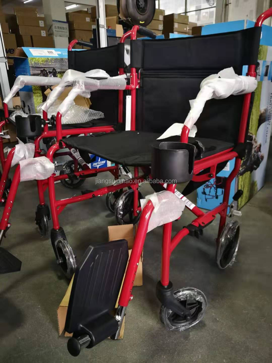 W2020 lightweight aluminum manual wheelchair with hand and push to lock brake