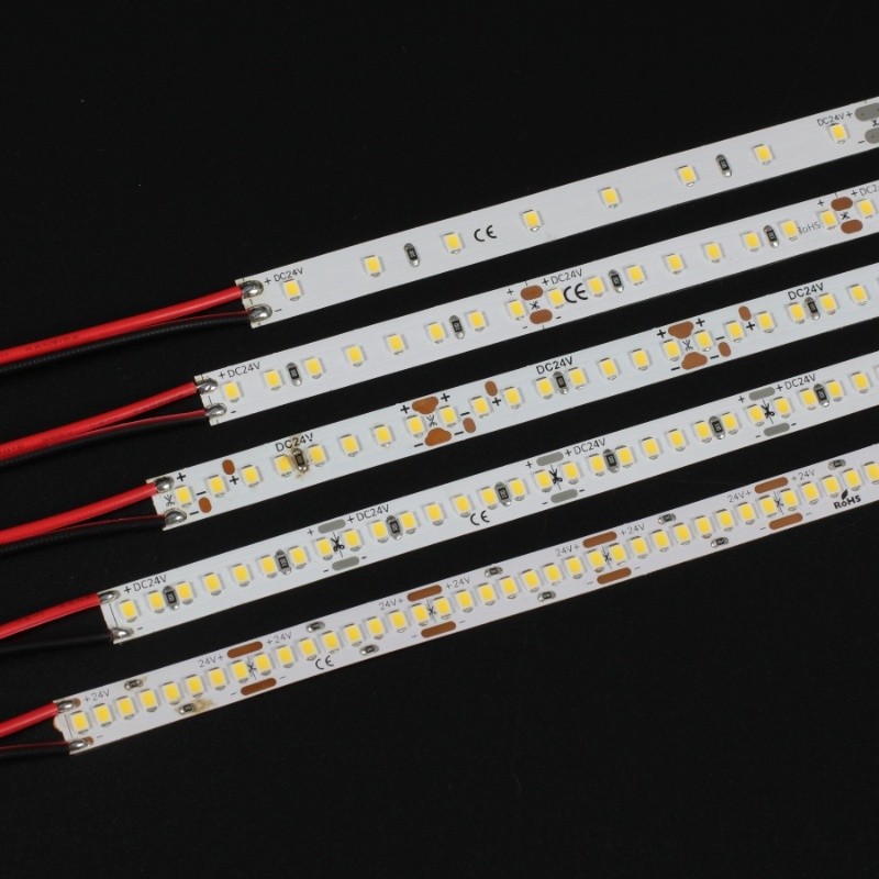 SMD 2835 Flexible LED Strips Light Waterproof With High Luminous Efficiency