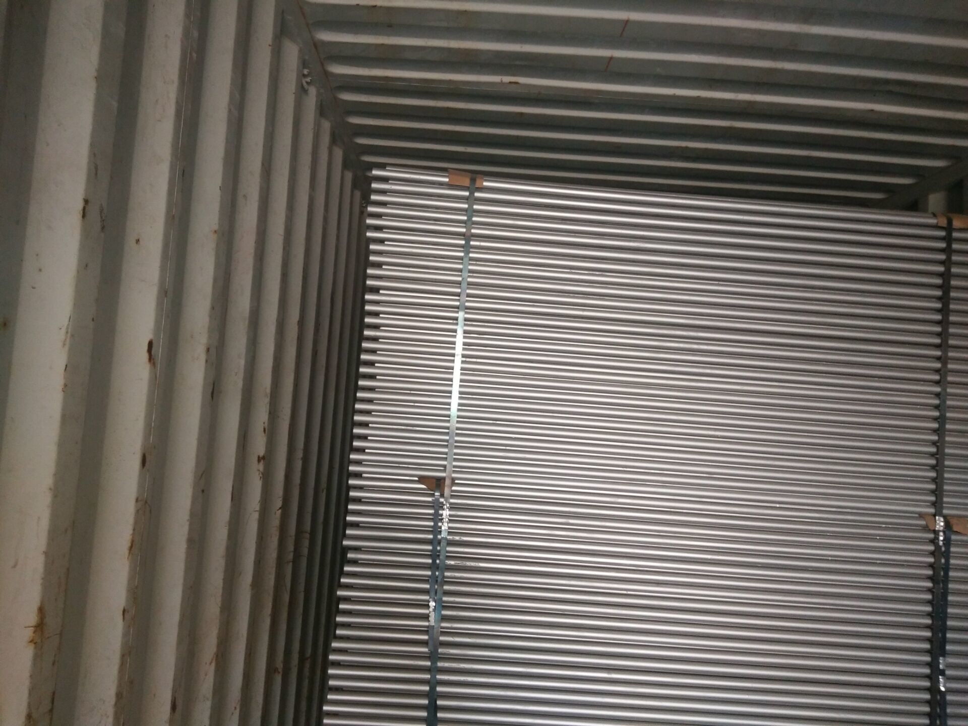 Security Temporary Fencing panels 2100mm x 2400mm 32 pipes 2.00mm thick and diameter wire 4.00mm