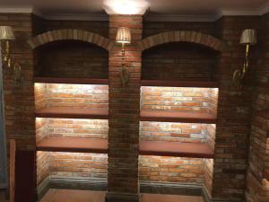 Quality Reclaimed Decorative Veneer Old Wall Bricks 23mm Thickness wholesale