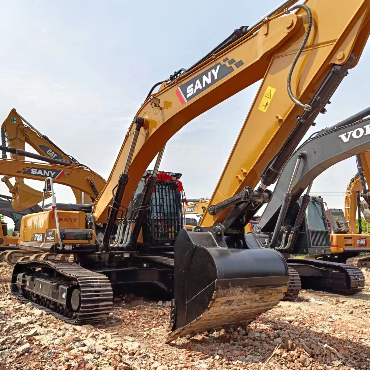 Amphibious Excavator Original Hydraulic Valve and for SANY SY305H Crawler Excavator