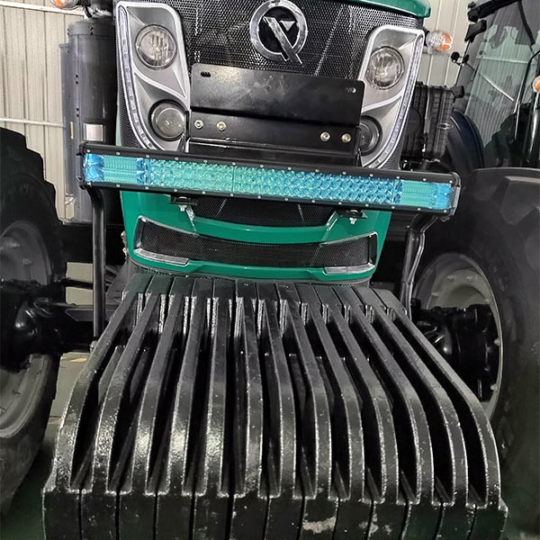 220HP Agriculture Machine Tractor 4WD Big Size 12 Gear Shifts
