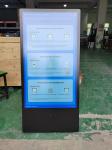 43'' LCD Portable Advertising Screens Display Signage Battery Powered Movable