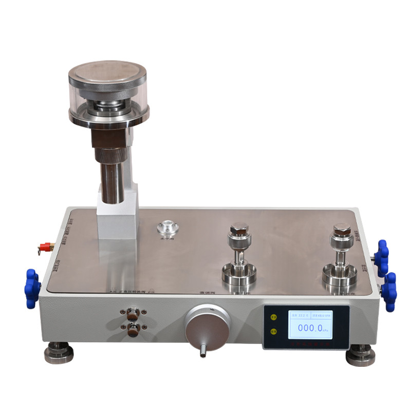 Gas Piston Pressure Gauge Tester High Accuracy Temperature And Pressure Calibration