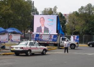 Quality 960X960 Cabinet P5 Truck Mounted LED Screen Billboard Sychronous Control Way wholesale