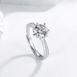 Custom Solitaire Moissanite Jewelry 1ct Engagement Rings Emerald Cutting