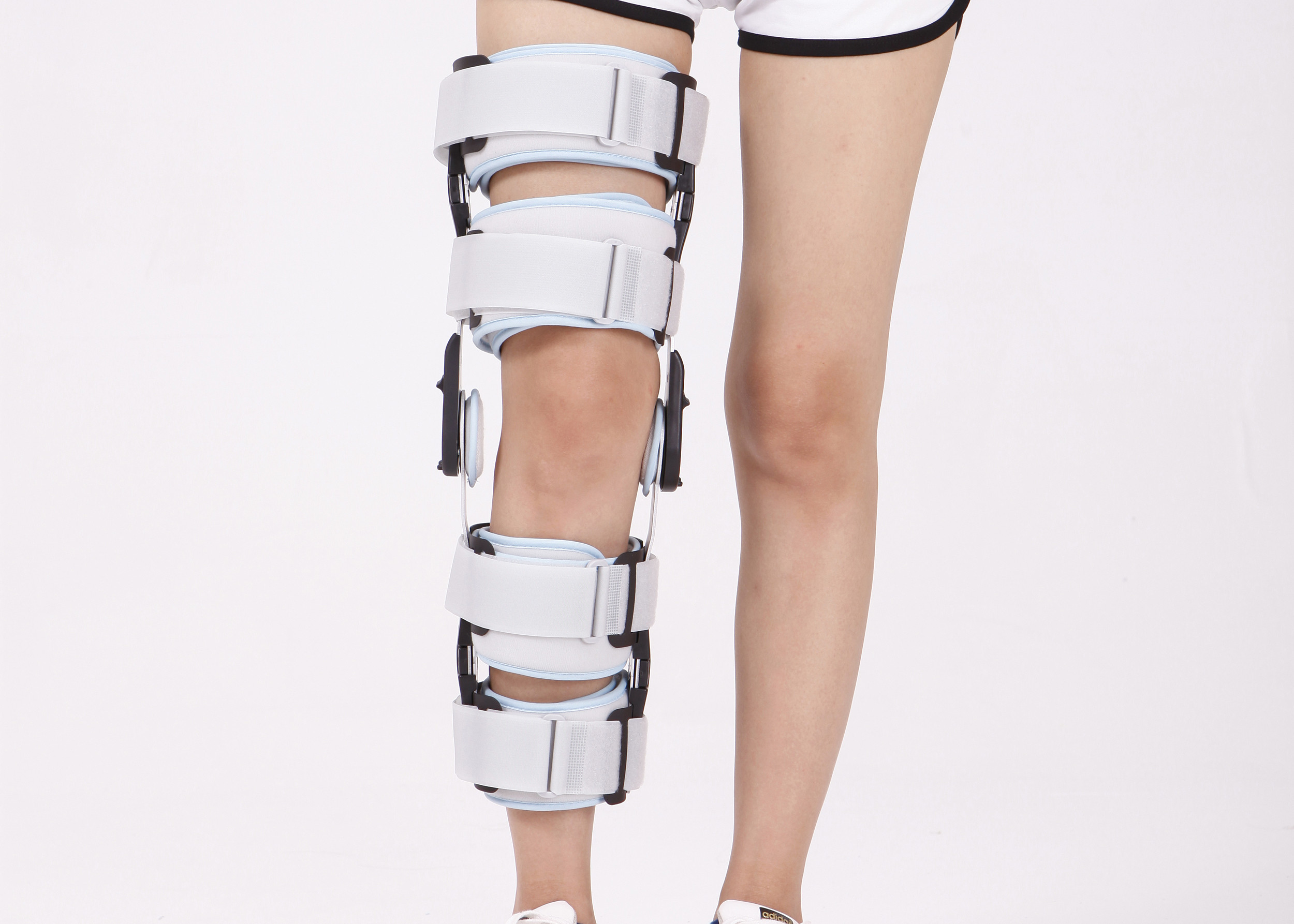 Hinged Medical Orthosis Knee Ankle Orthosis Hook And Loop Design Easy To Wear