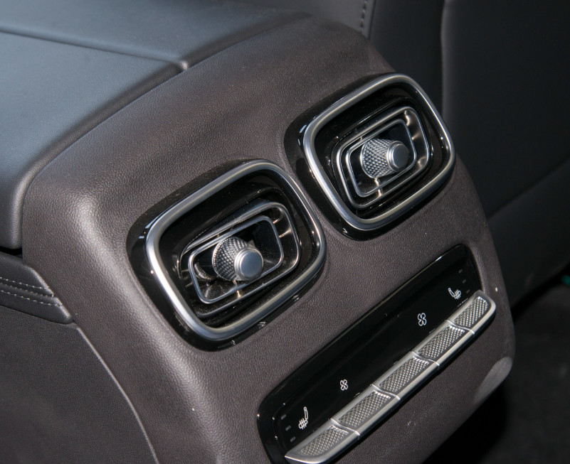 Chery TIGGO 9 2023 400T Luxury Version 7 Seats SUV With Phone Wireless Charge