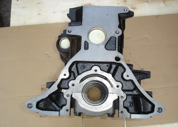 Cast Iron Car Engine Cylinder Block 21100-42200 For HYUNDAI 4D56 / D4CB