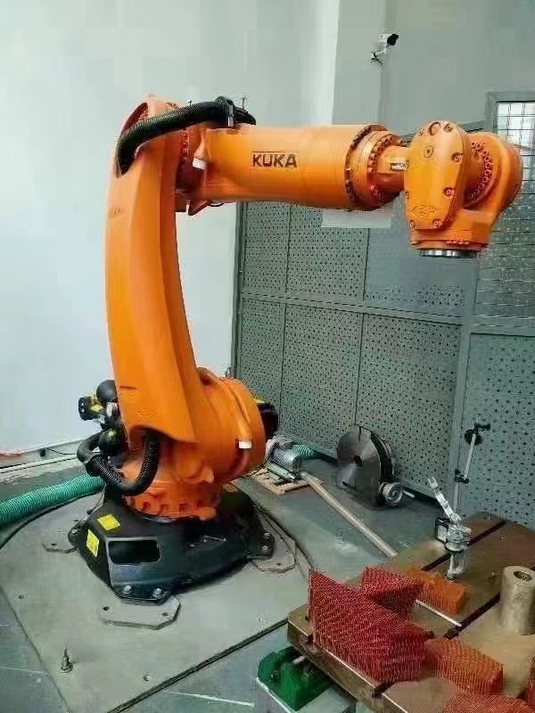 KR60 Used KUKA Robot With Cabinet Teach Pendant Second Hand 9.9 New
