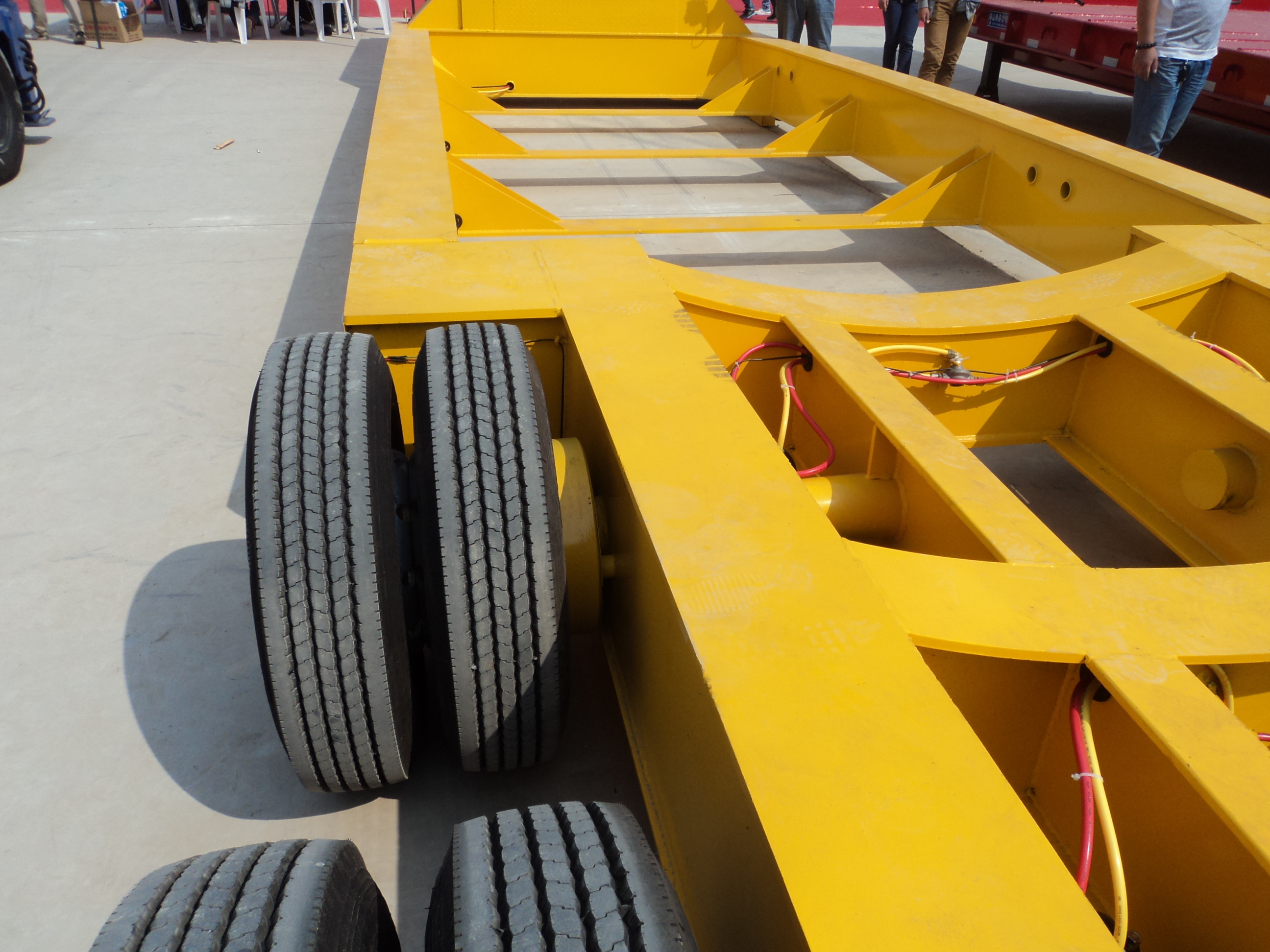 50m Wind Blade Transport Trailer with All Wheel Drive and Standard 28Ton Landing Gear